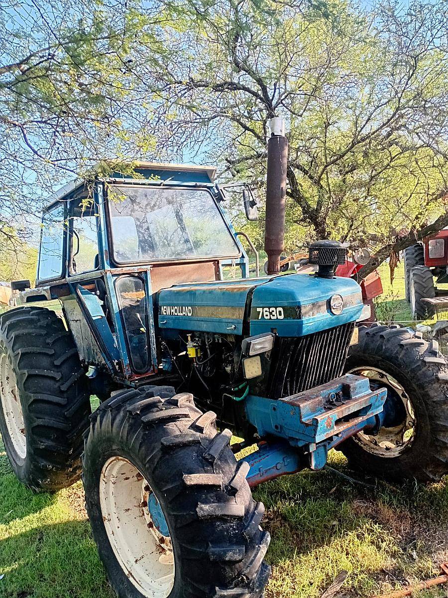 Tractor New Holland 7630