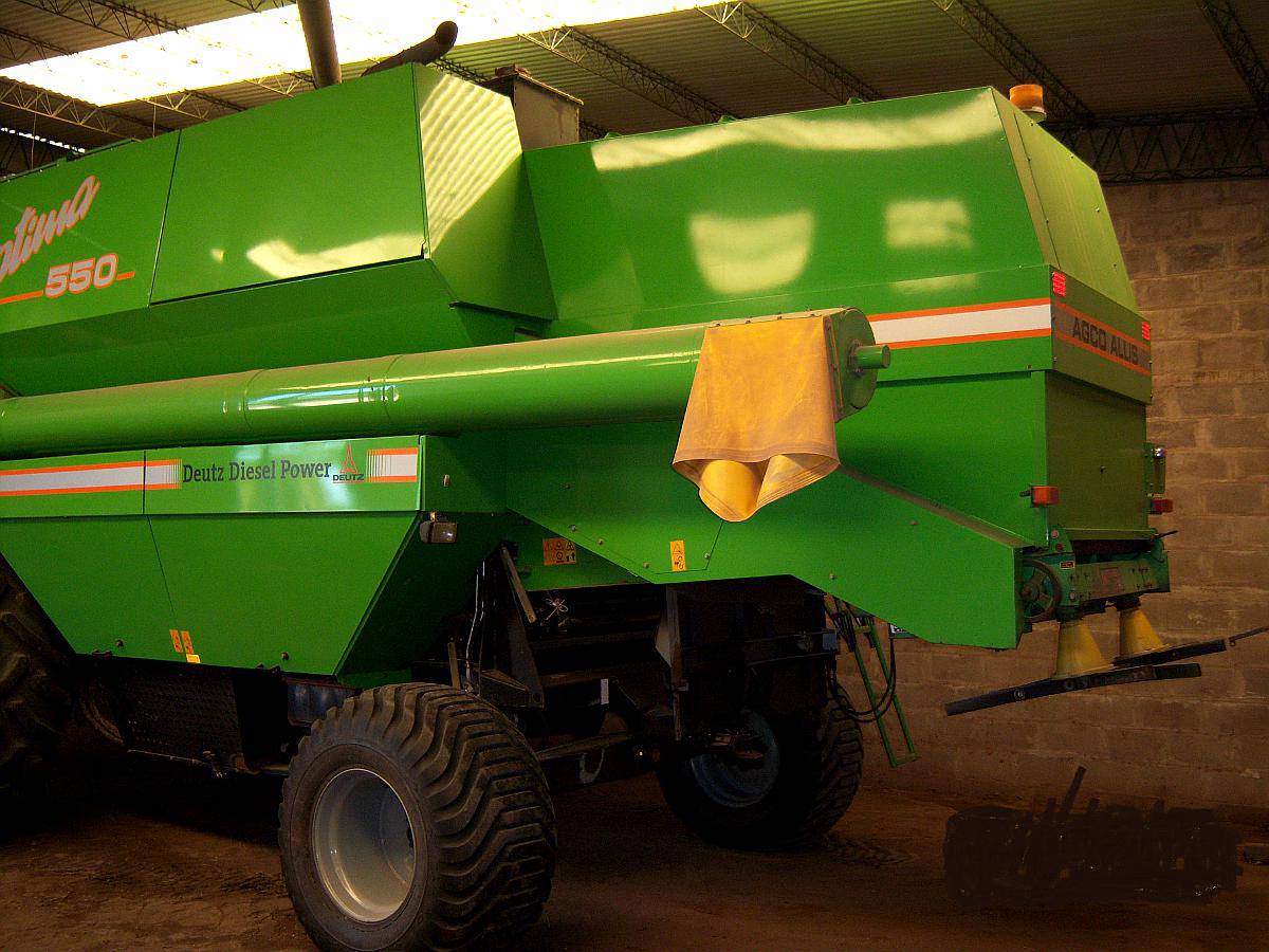 Cosechadora Agco Allis 550