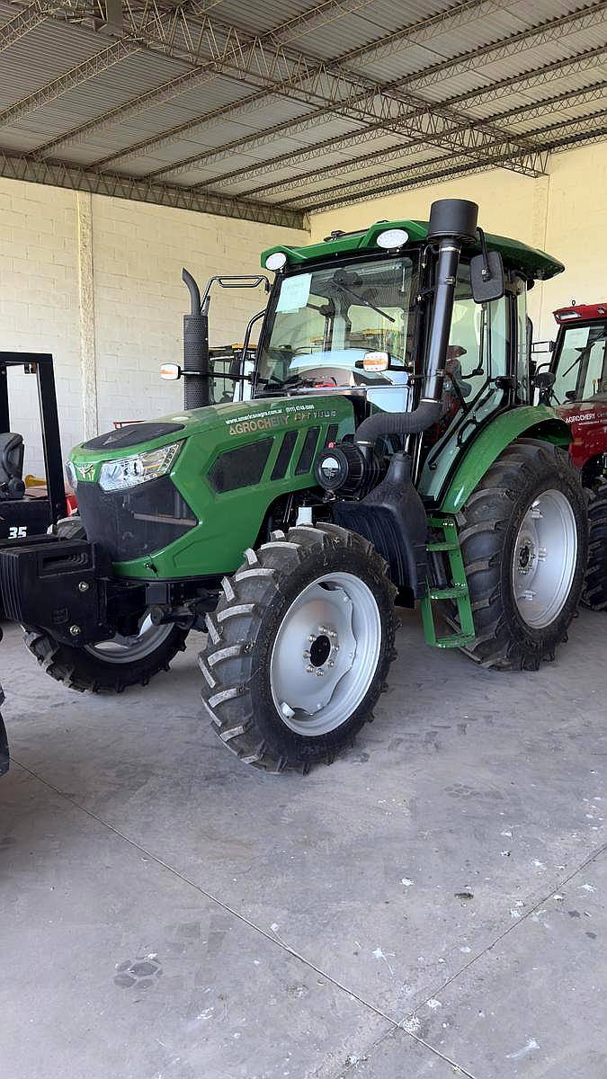 Tractor Agro Chery RC1004 de 105 HP Chino Tecnología Perkins