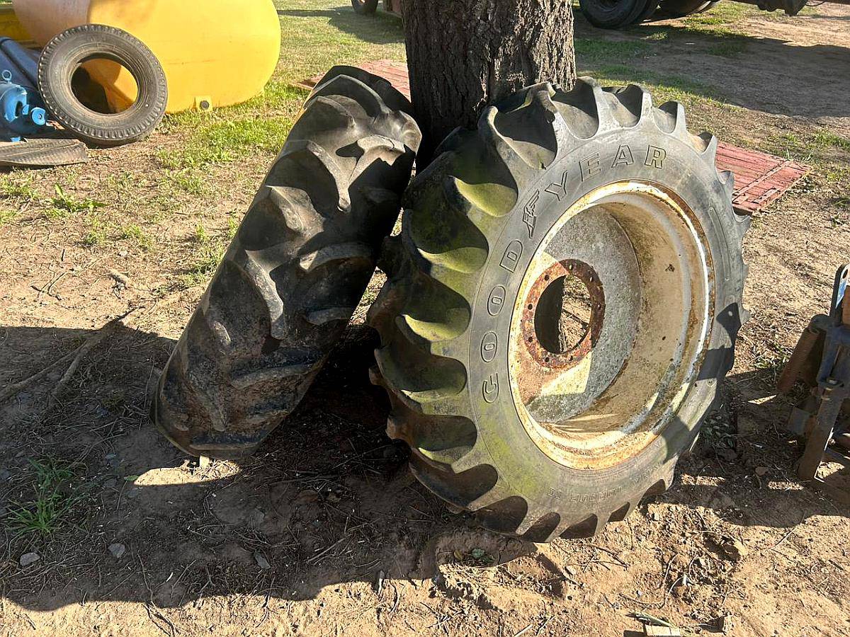 11.2-24 Goodyear 10 Telas