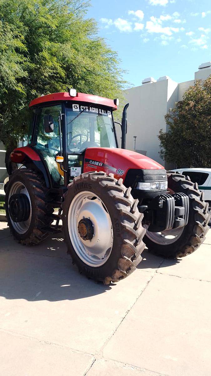 Case IH Farmall 95 HC