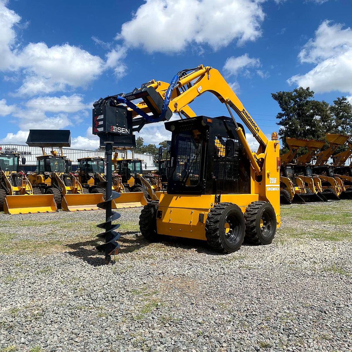 Minicargadora con Hoyadora 50hp Sinomach 255fa