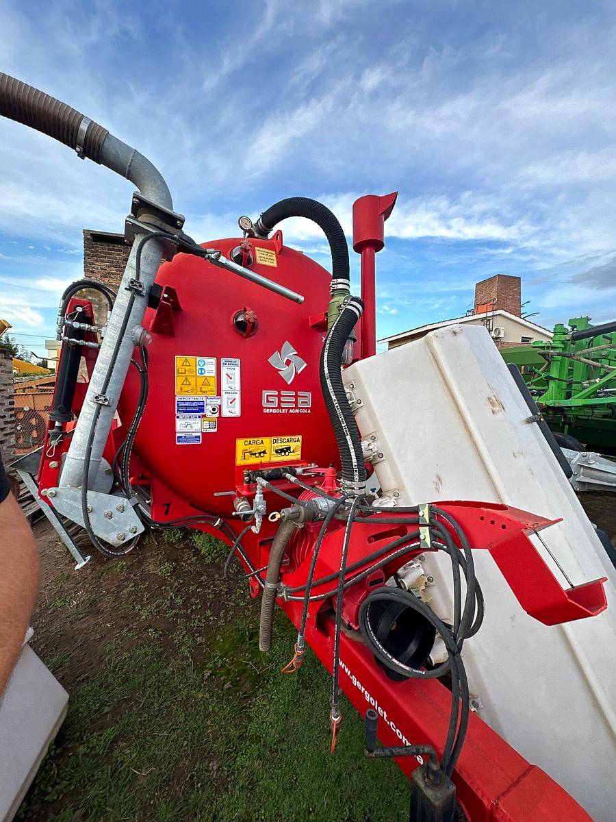 Estercolera de 8000 Litros GEA Gergolet