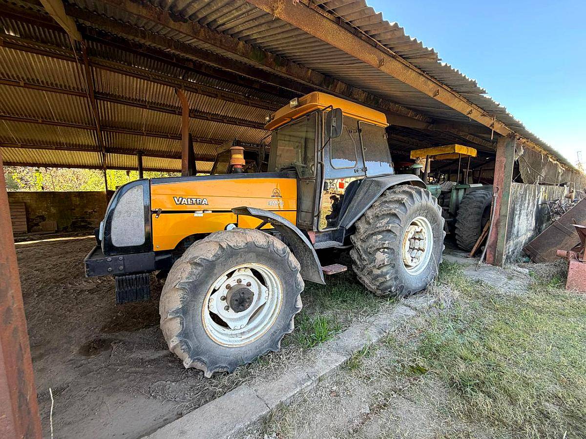 Tractor Valtra BM100 DT