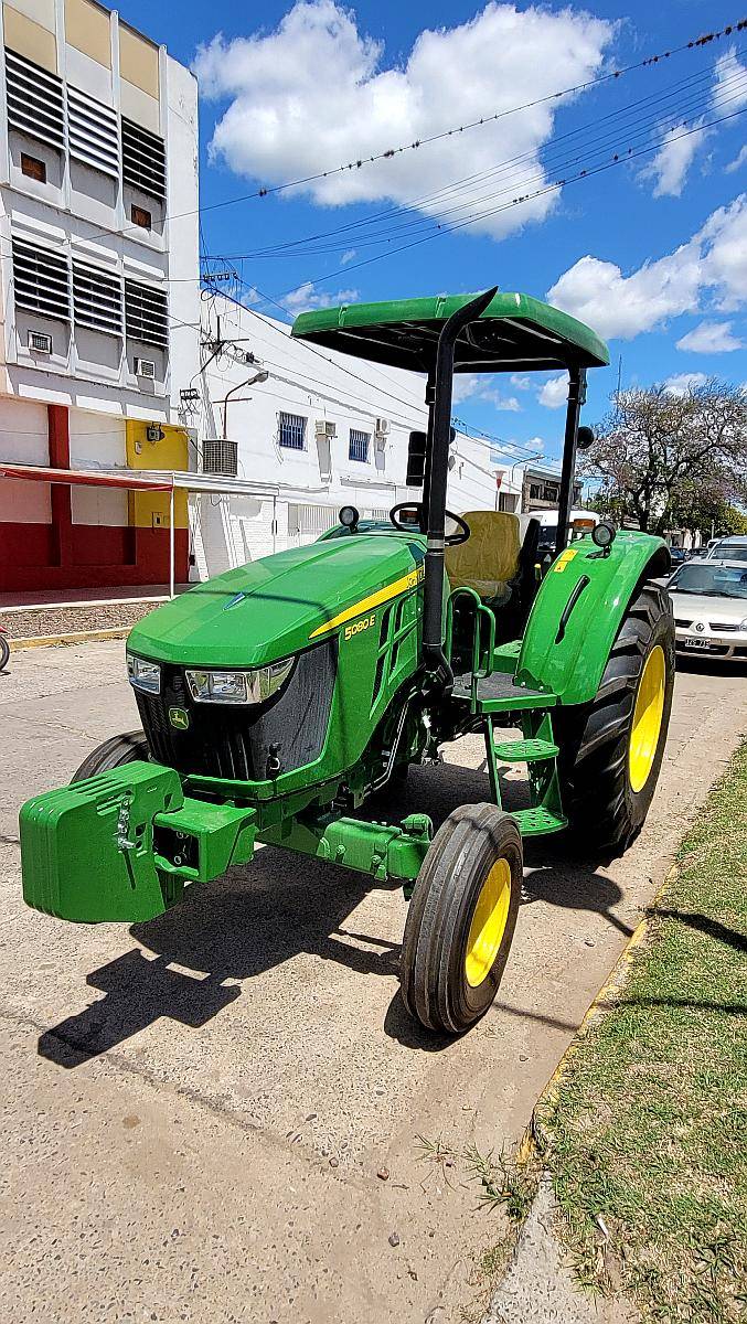 Tractor John Deere 5080 e