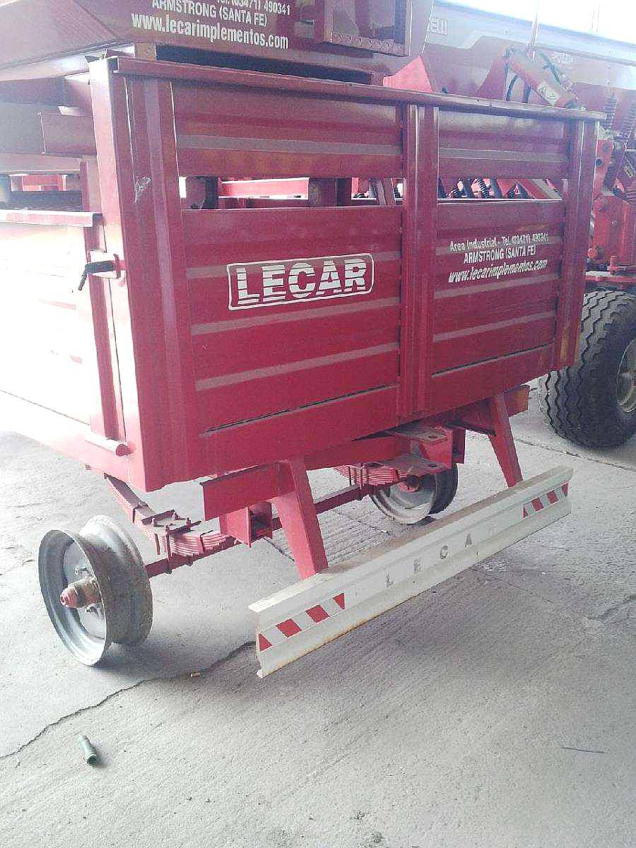 Acoplado Playo de 4 Toneladas