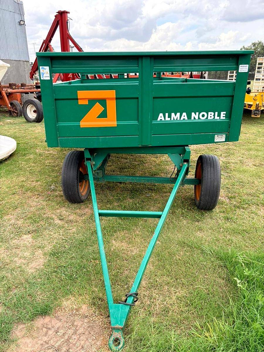 Acoplado Agromec de 4tn con Medidas 4X2