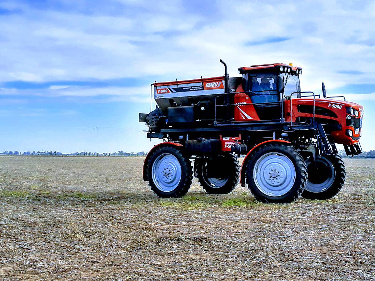 Fertilizadora Ombu F5000, año 2019, Equipo Yomel, 32 Mts BOT