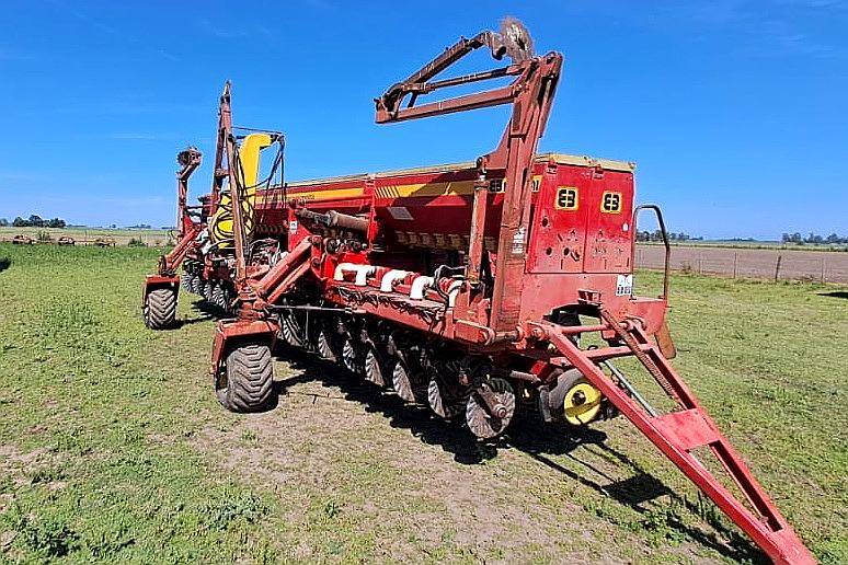 Sembradora Bertini 28.000 Neumatica de 20 a 41