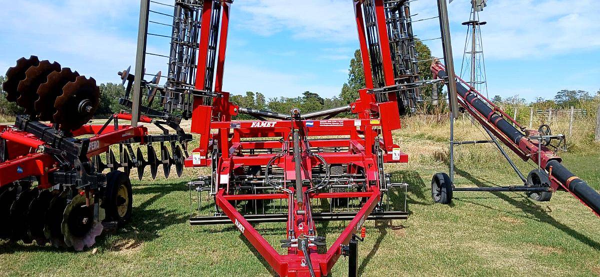 Culminador de Labranza Famet