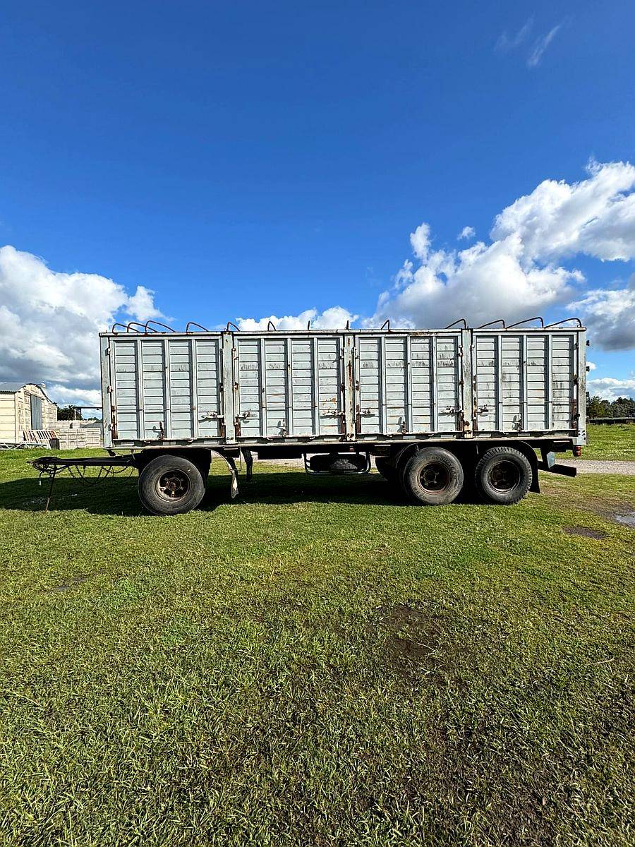 Acoplado Sola y Brusa 1992