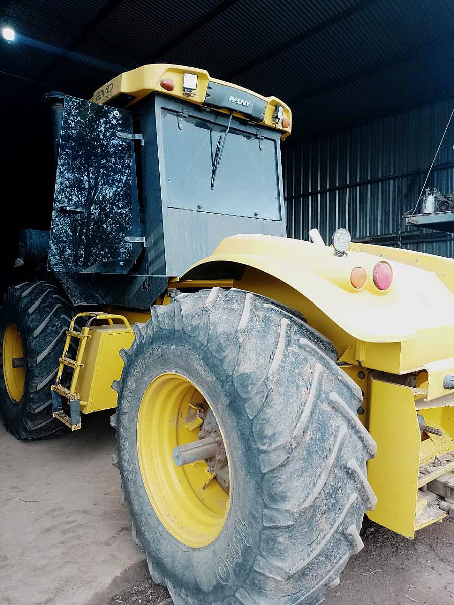 Tractor Usado Pauny 500c - año 2012