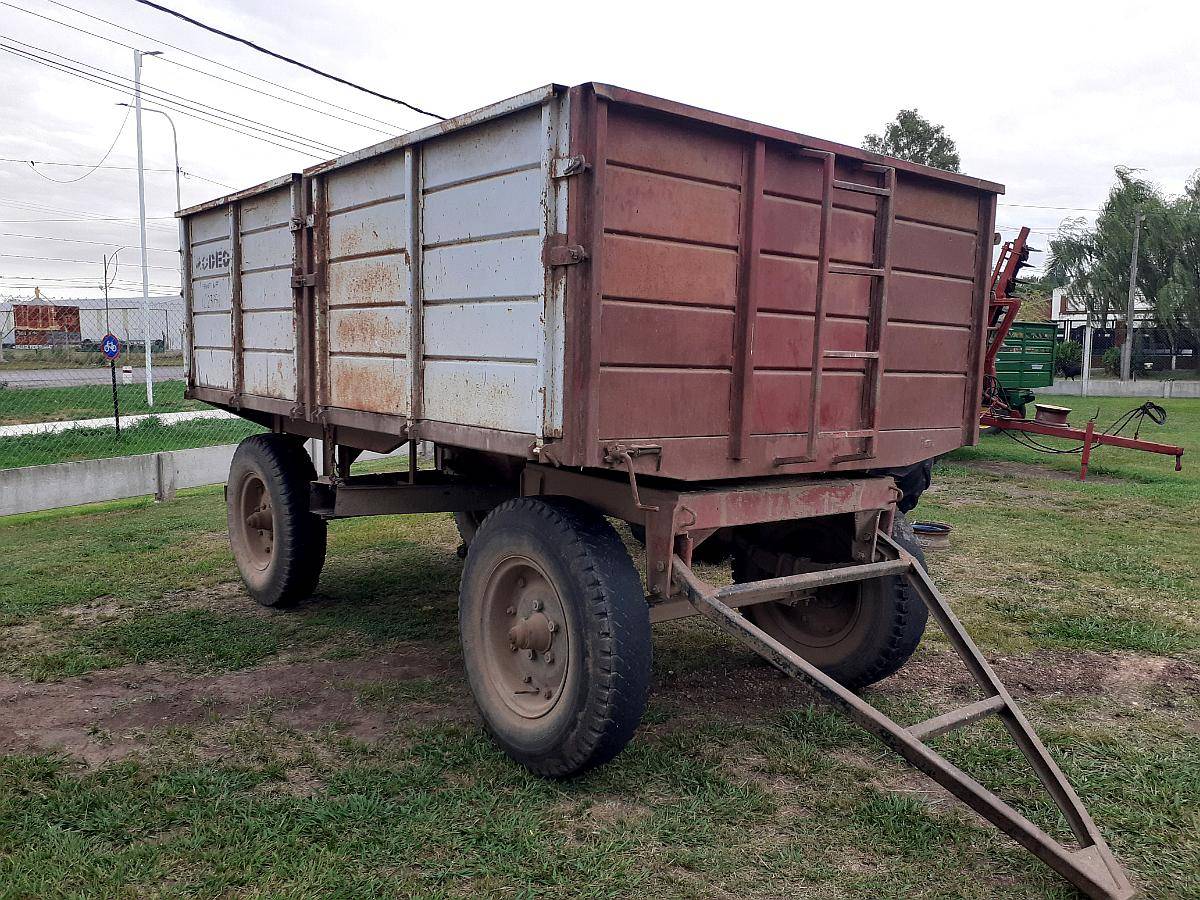 Playo con Divisorio en muy Buen Estado