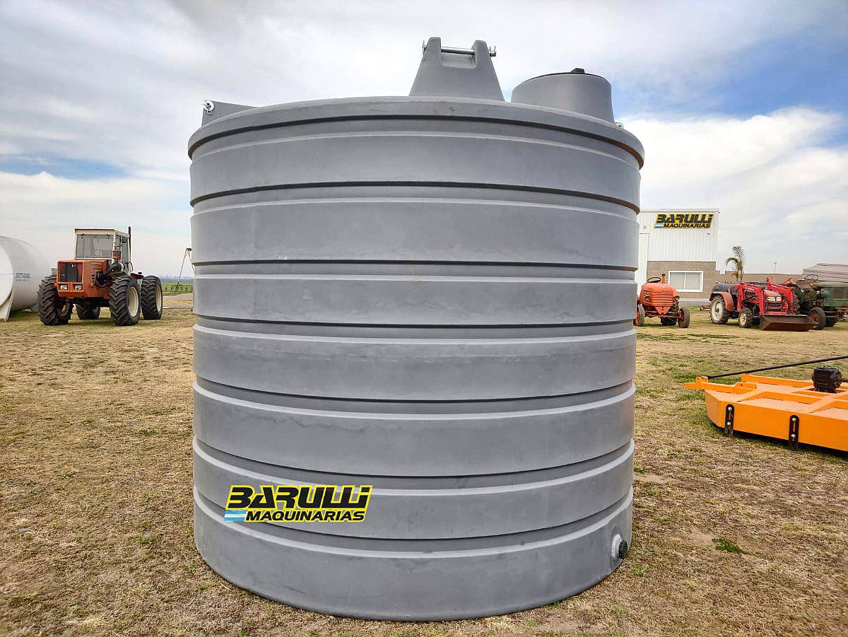Tanque Vertical Plastrong de 10.500l Nuevo