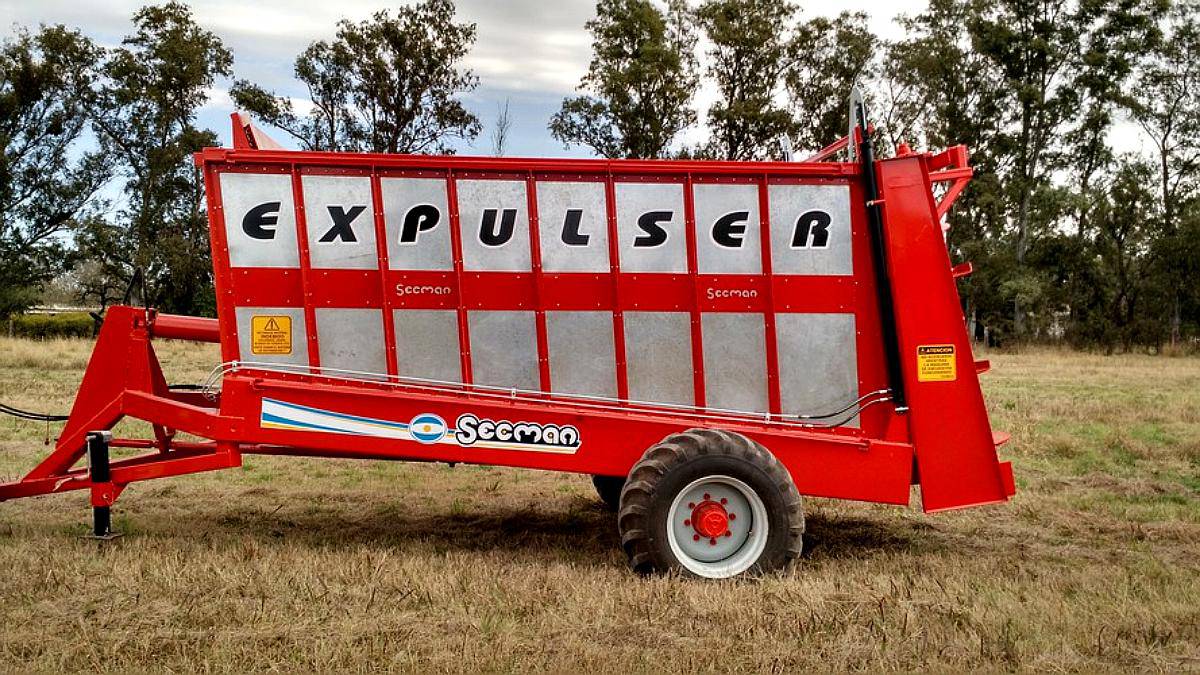 Estercolero Desparramador de Estiercol Solido 12 M3 Secman