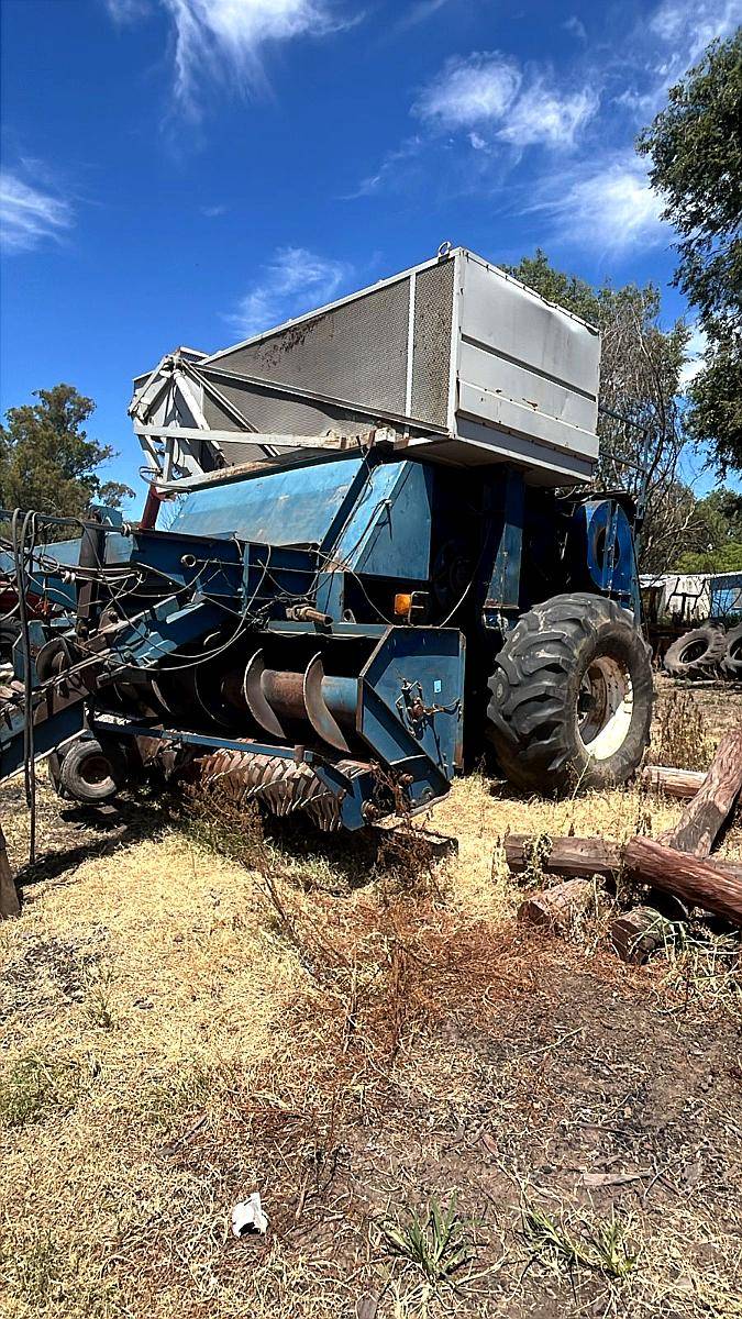 Cosechadora de Maní Amadas