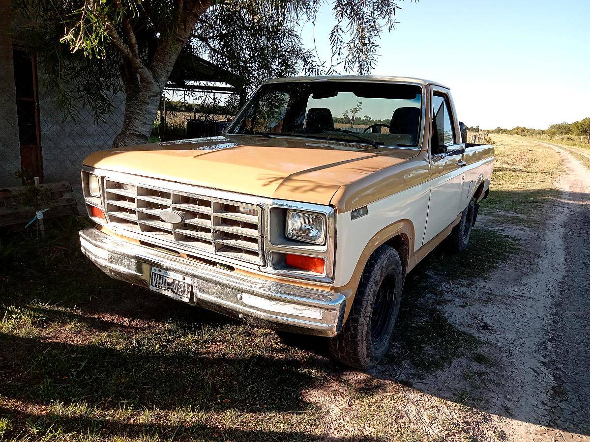 Ford 100. Modelo 82, Motor Perkin 4 ( Potenciado)