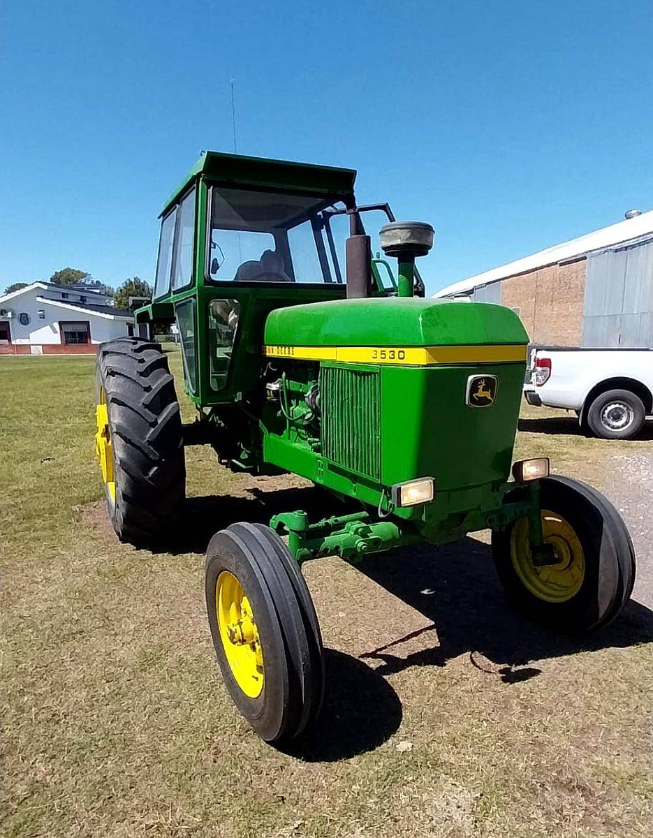 Tractor John Deere 3530 - Precio Especial Contado