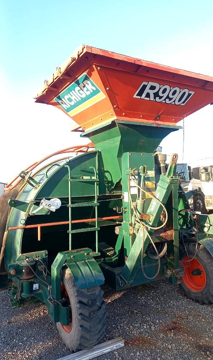 Embolsadora Richiger R 990