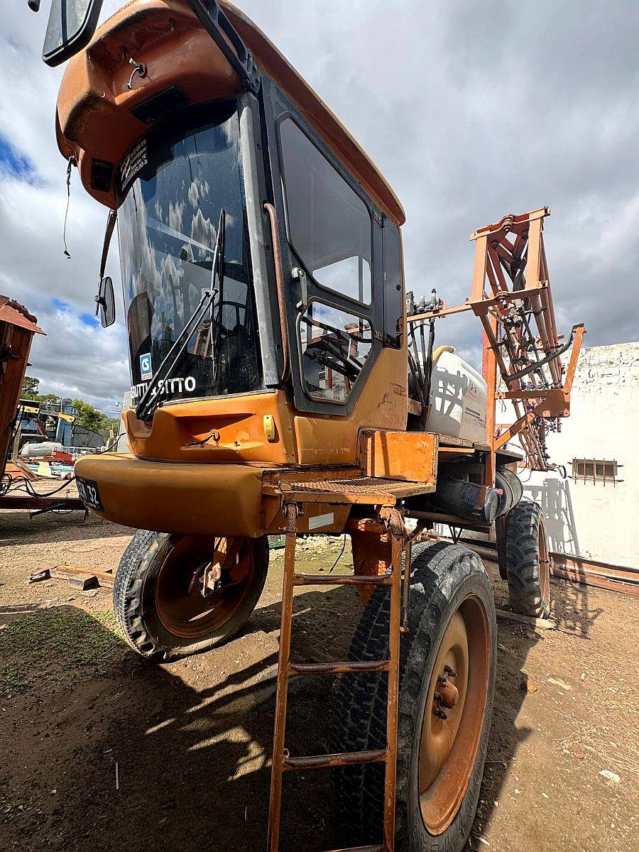Pulverizadora Automotriz Jacto Uniport 2000 para Desarme