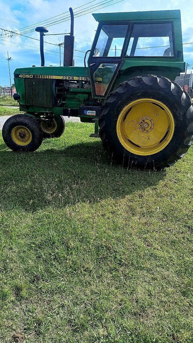 Tractor John Deere 4050 Origen U.s.a.