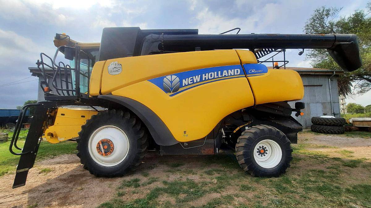 Cosechadora NH CR6080 - año 2016