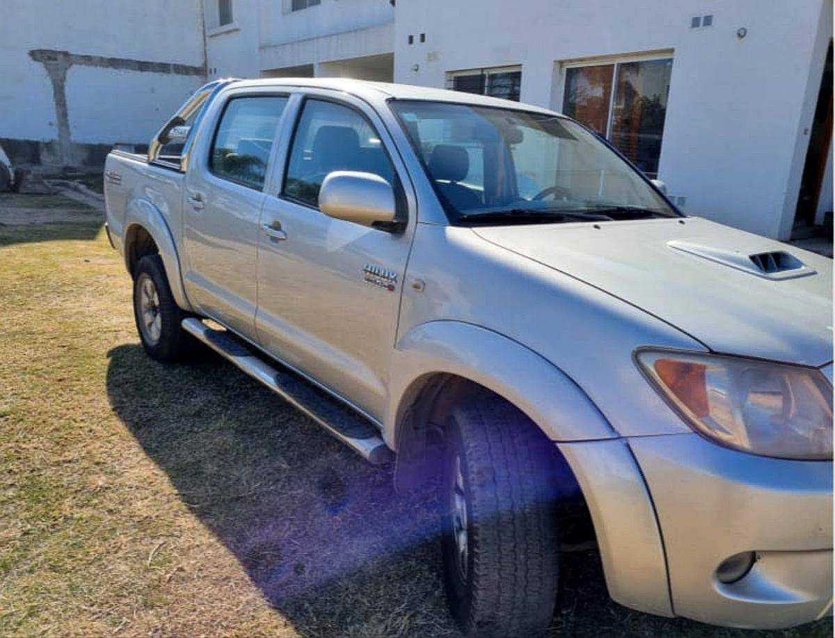 Toyota Hilux SRV Motor 3 0 4X4 A o 2007 2 600 000 Agroads cod toyota-hilux-srv-motor-3-0-4x4-a-o-2007-2-600-000-agroads-cod