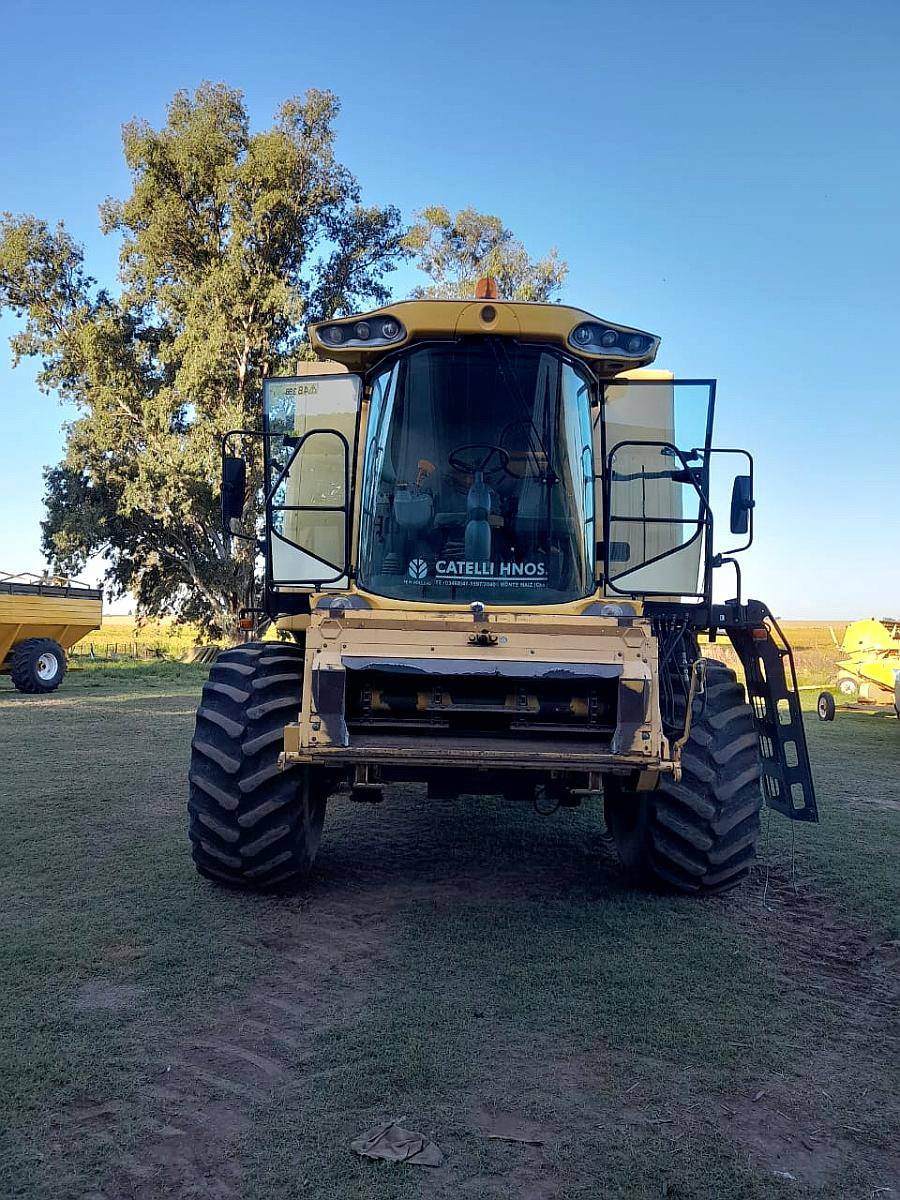 New Holland CS660 2004
