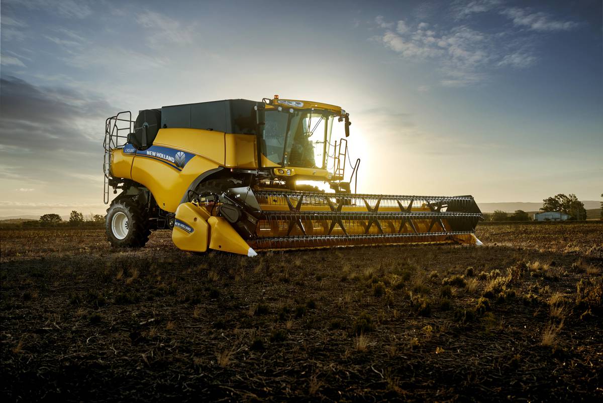 New Holland CR5.85 0 KM.