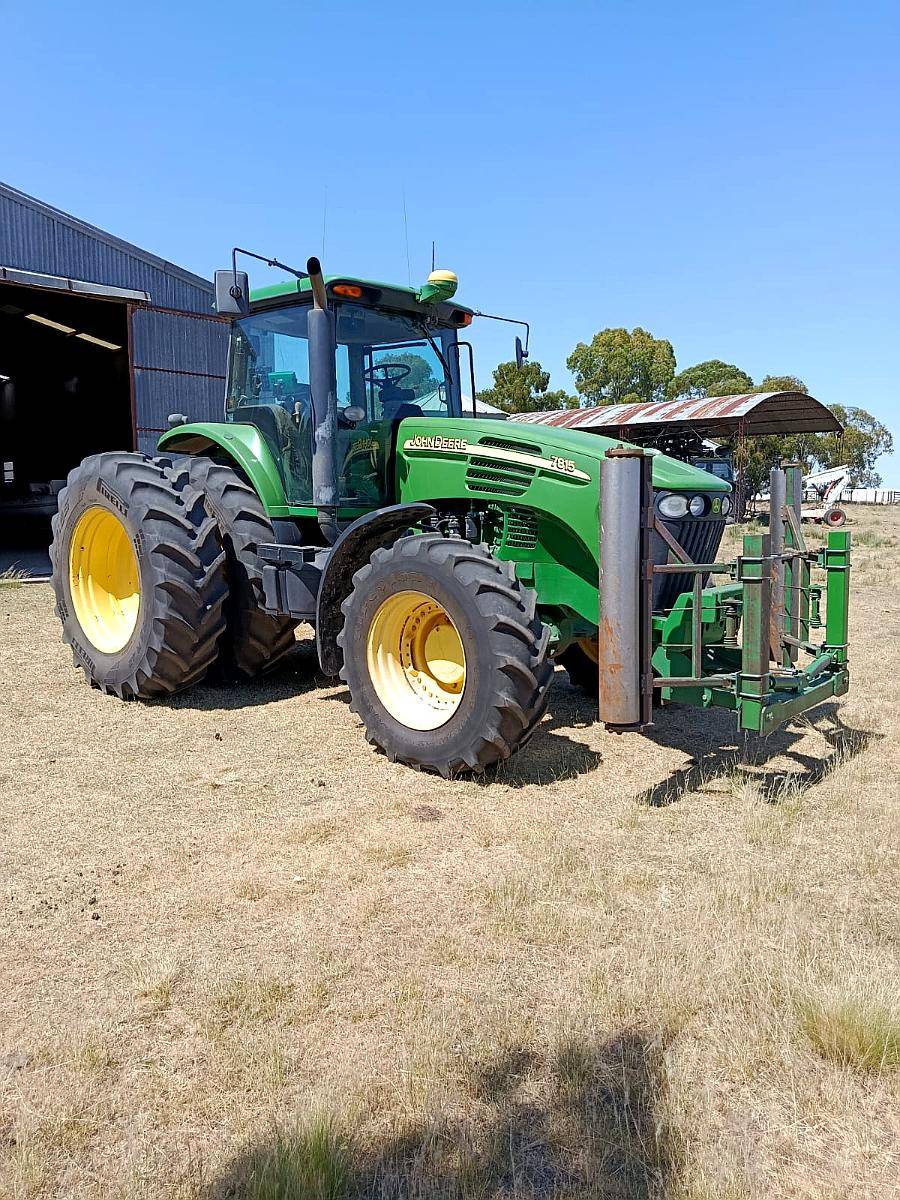 Tractor John Deere 7815 2008 - 200hp - Motor REP a Estrenar