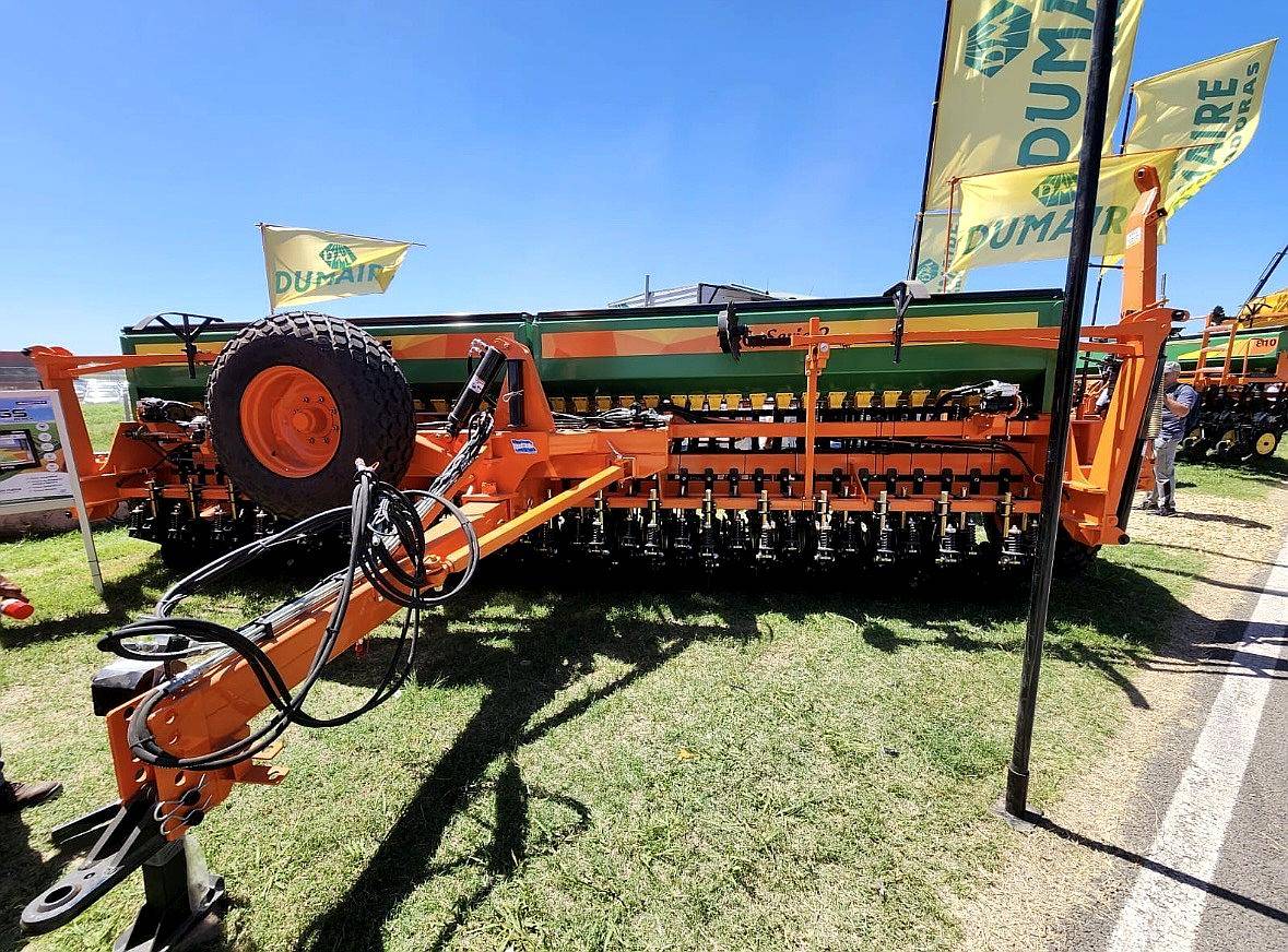 Sembradora Dumaire 710 Grano Fino de 37 a 19 cm Serie II