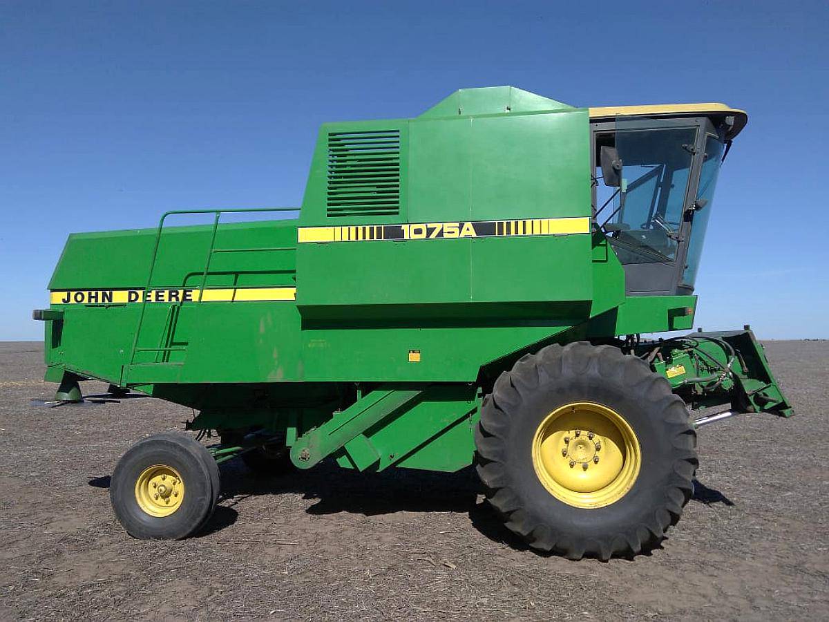 Cosechadora John Deere 1075 A o 1993 Agroads