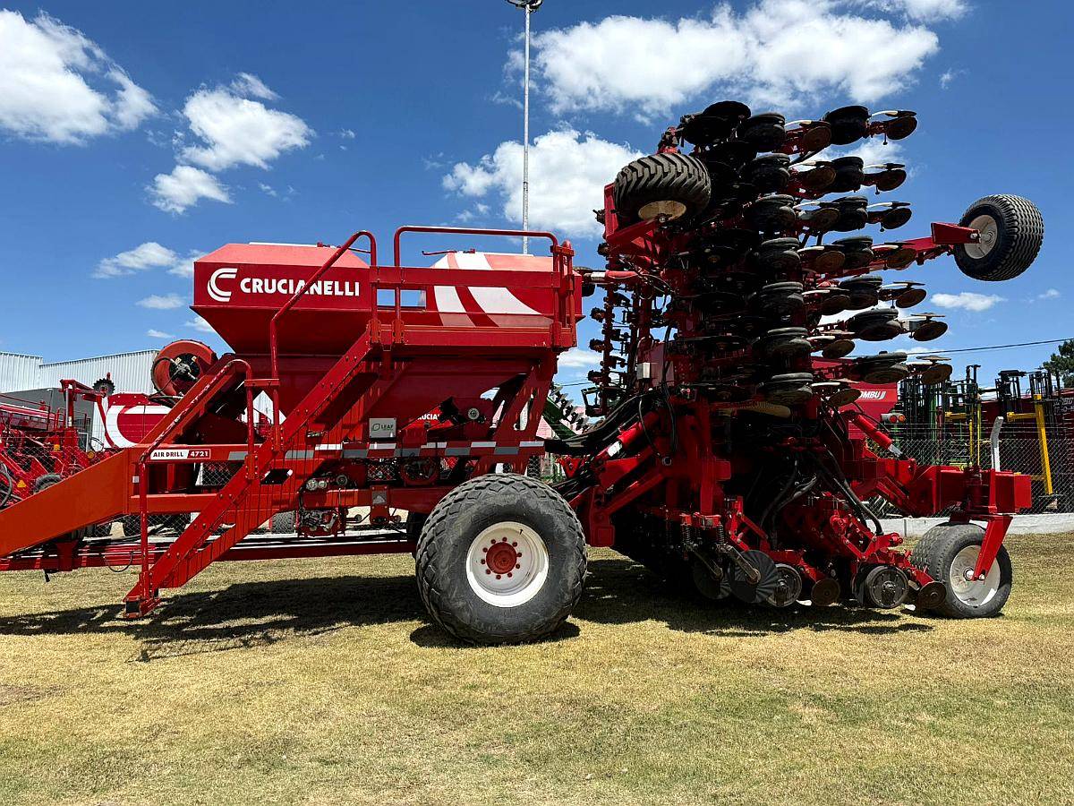 Sembradora Crucianelli Drilor 4721 con Kit Neumatico a 42 cm