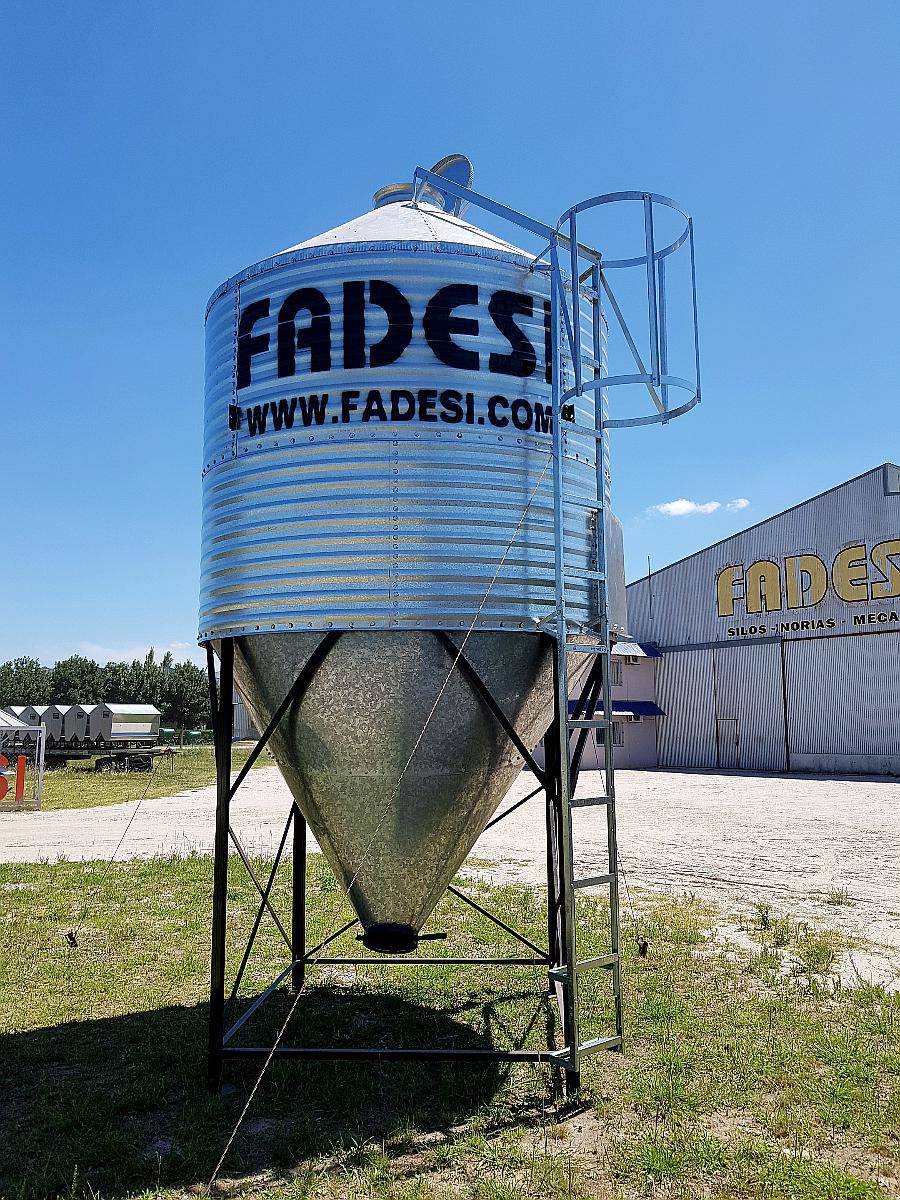 Silo Descarga Lateral Capacidad 11tn (trigo)