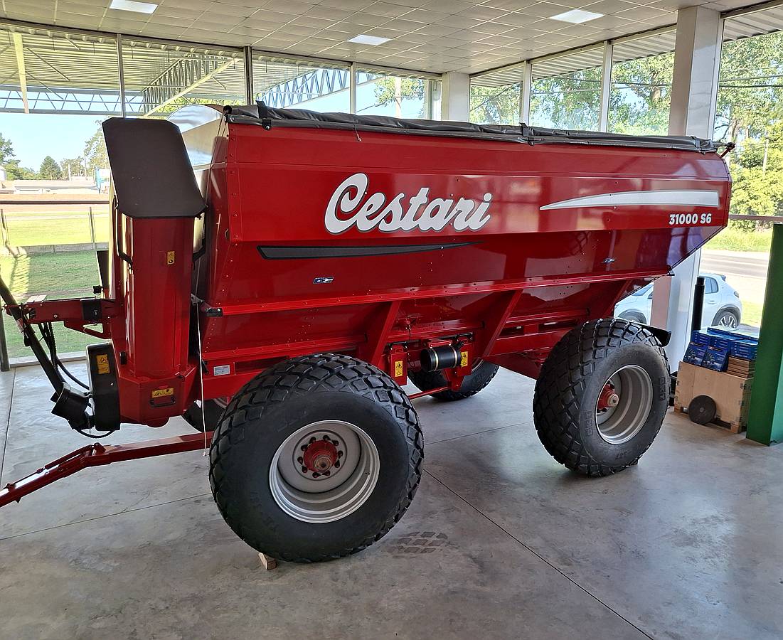 Tolva Autodescargable Cestari 31.000 Lts 4r S6