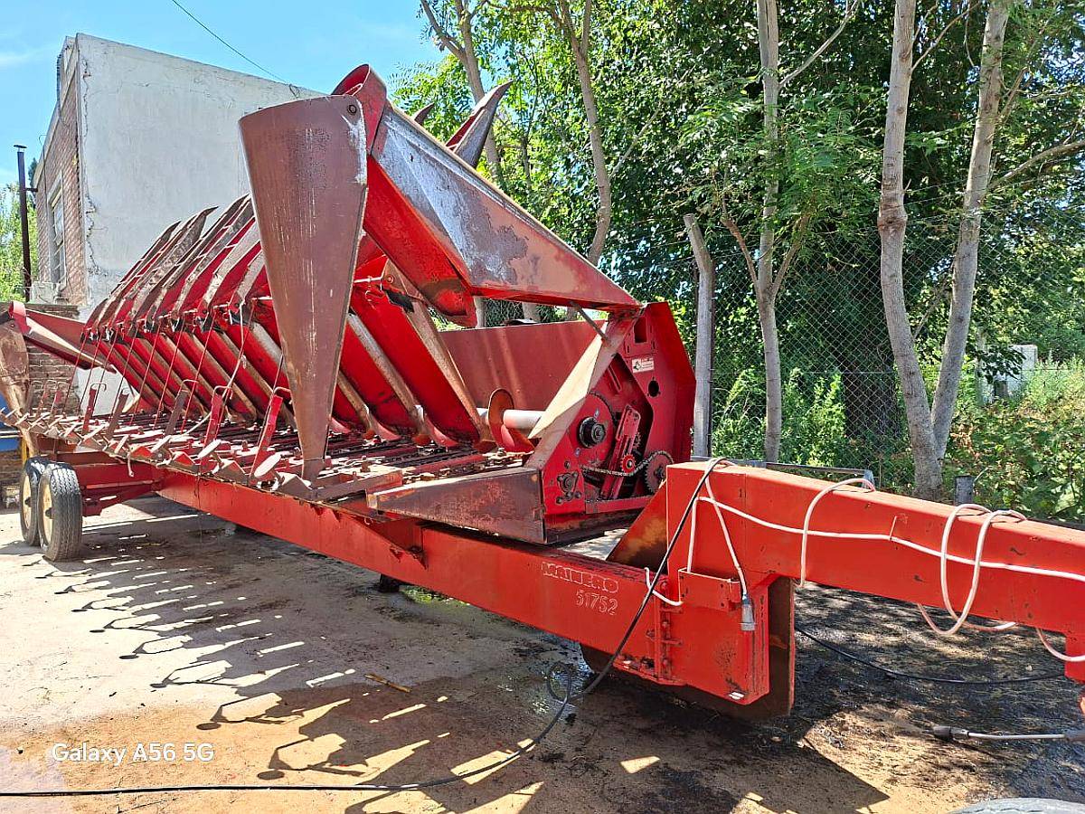 Cabezal Maicero Mainero 11 a 52 Mod. 2000 Usado
