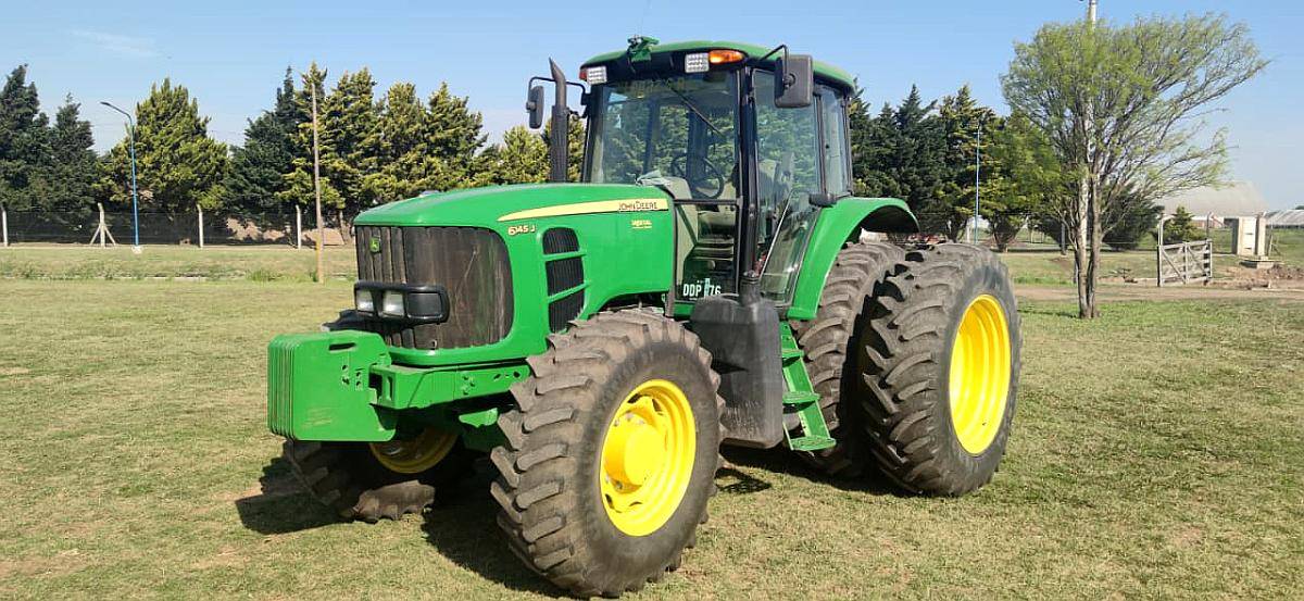 John Deere 6145 J