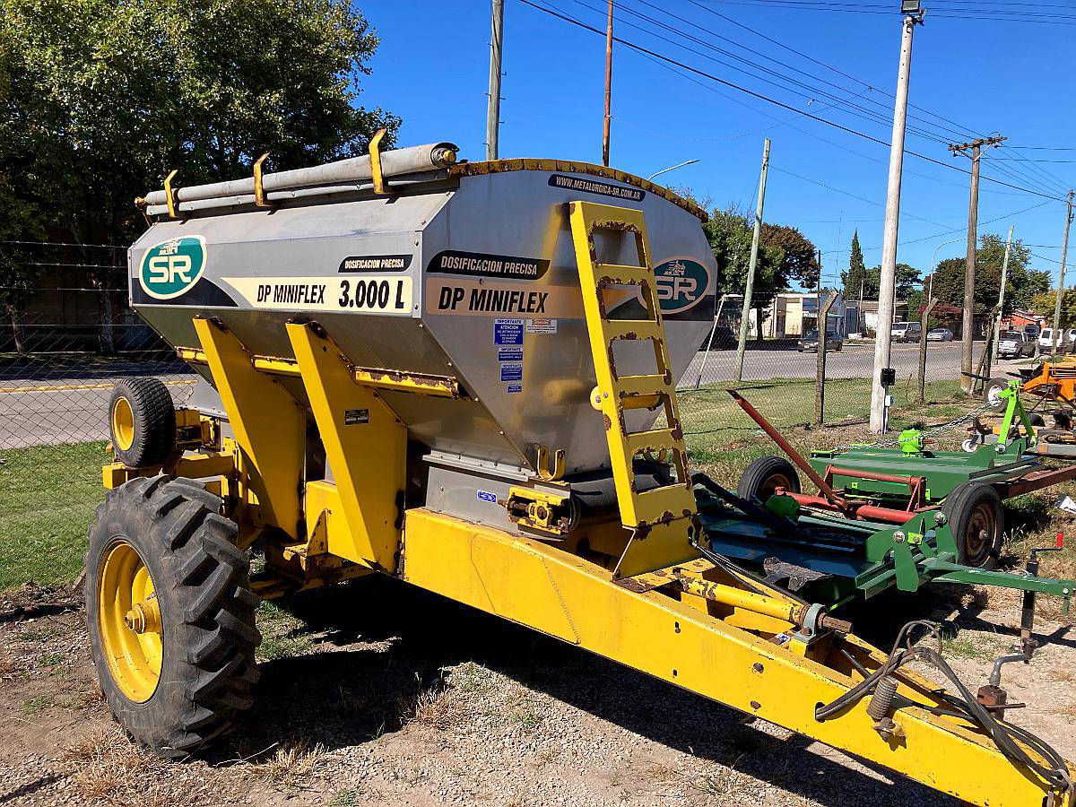 Fertilizadora SR Miniflex 3000 Lts