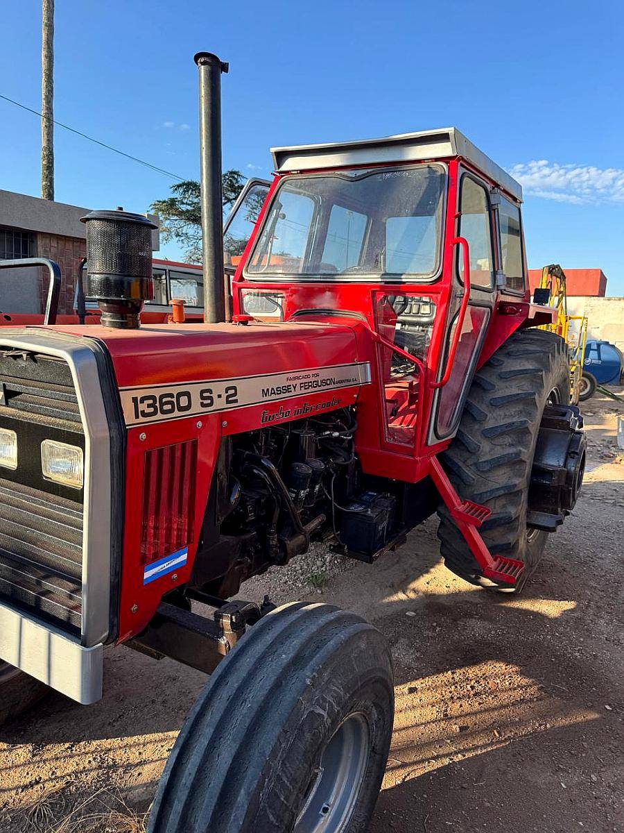 Tractor MF 1360 Massey Ferguson