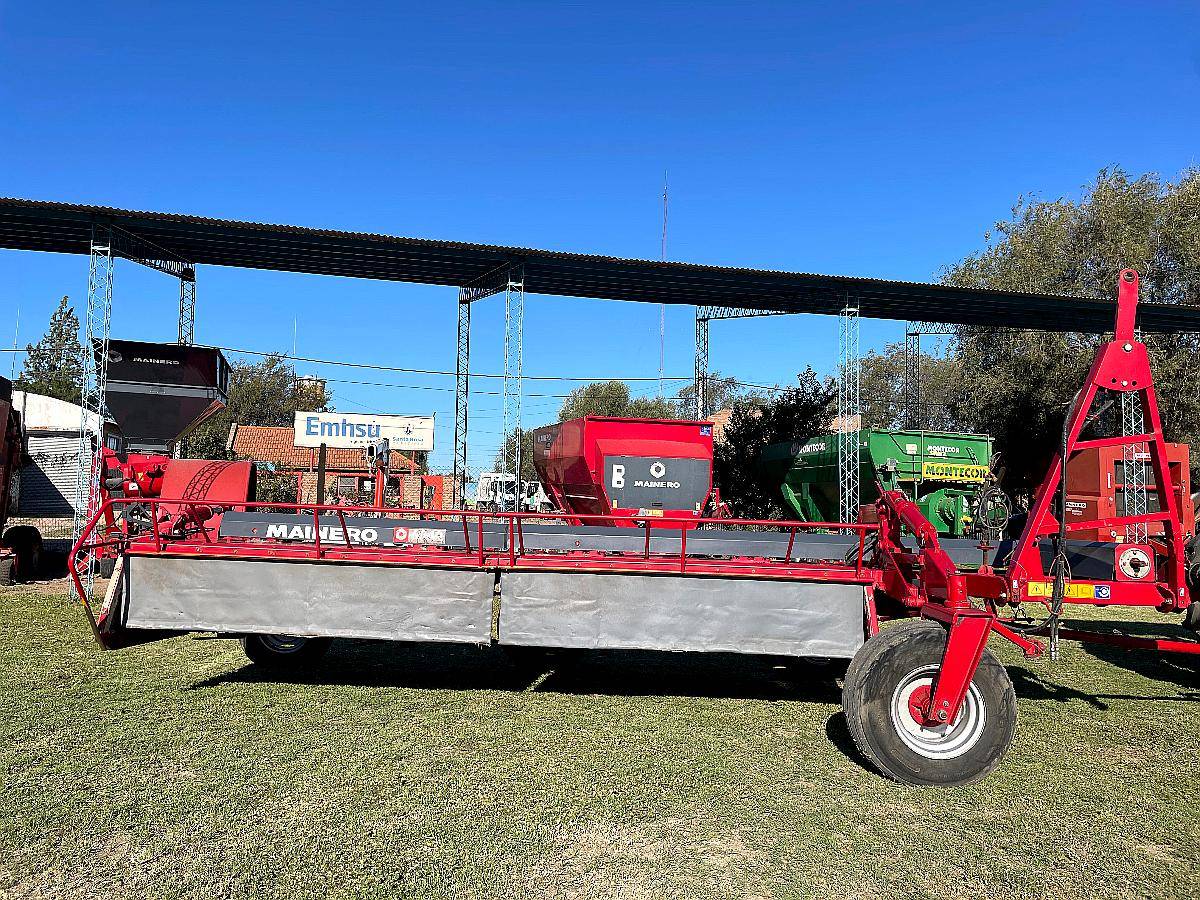 Desmalezadora Mainero 6042, de 4,20 Mts de Ancho