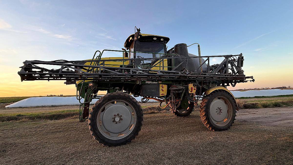 Caiman SP 3.900 Litros. año 2019 Caja Automática, 34 Metros