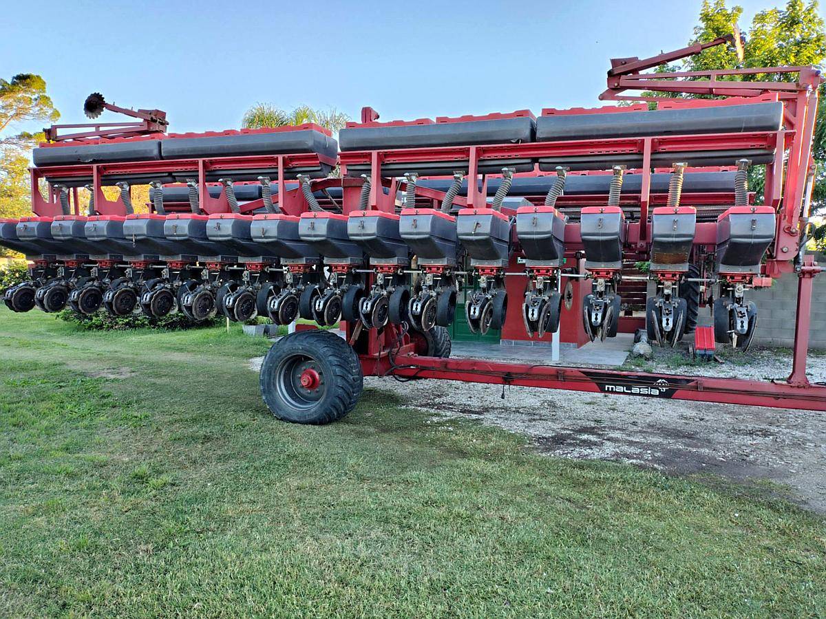 Sembradora Autotrailer MLS de 16 a 52 con Fert Lateral