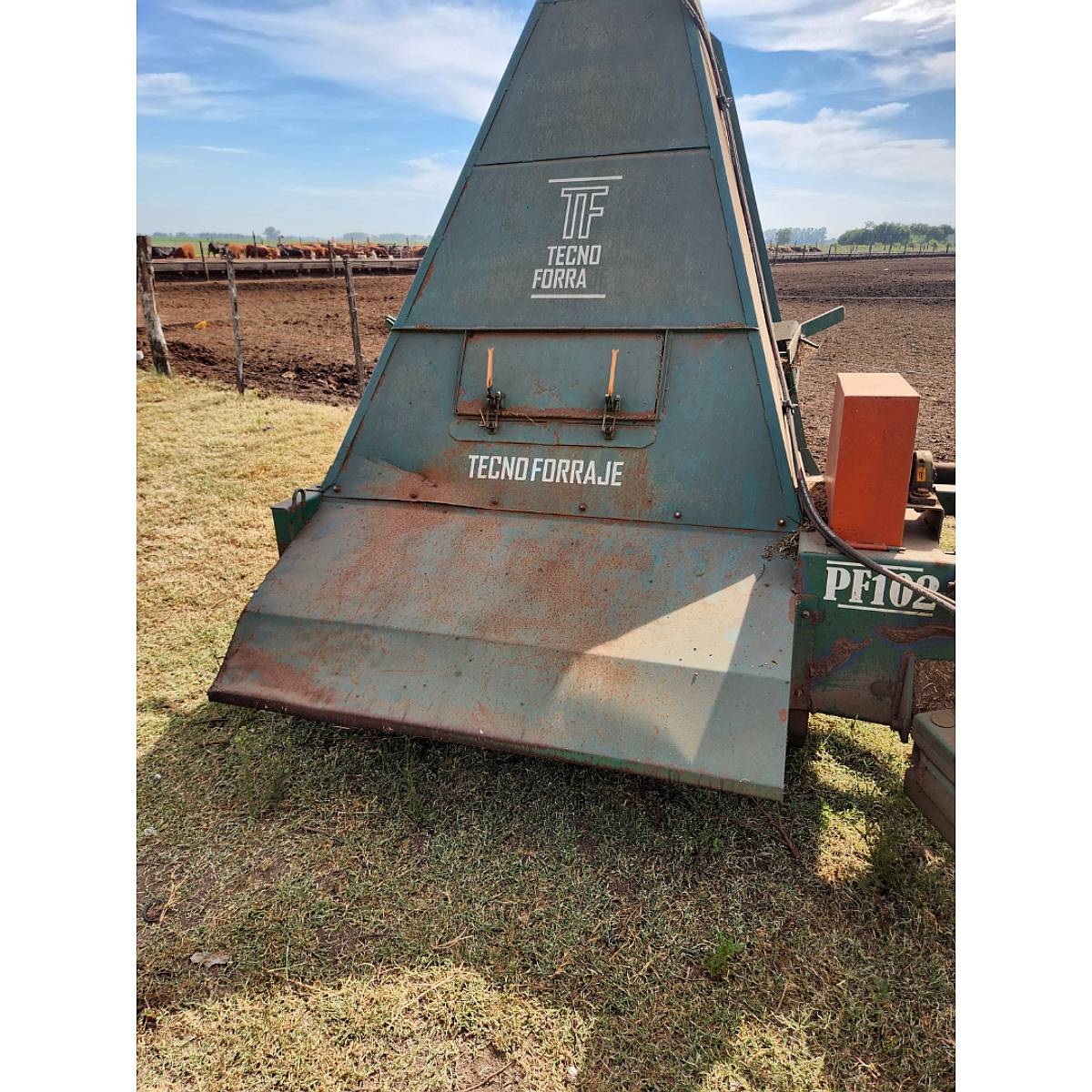 Picadora Tecnoforraje de Arrastre