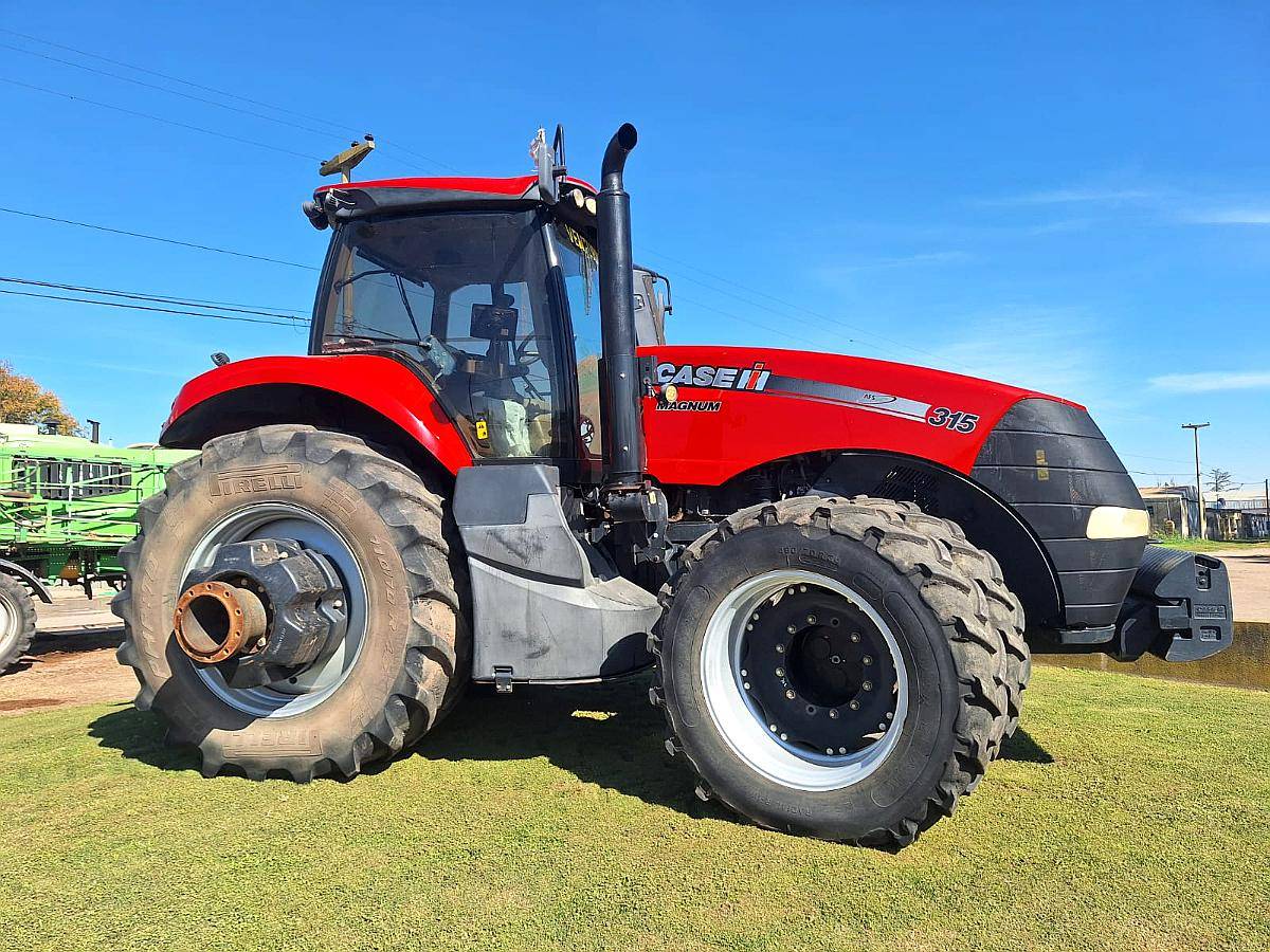 Tractor Case IH Magnum 315 , 2017, R. Dual, 315 HP