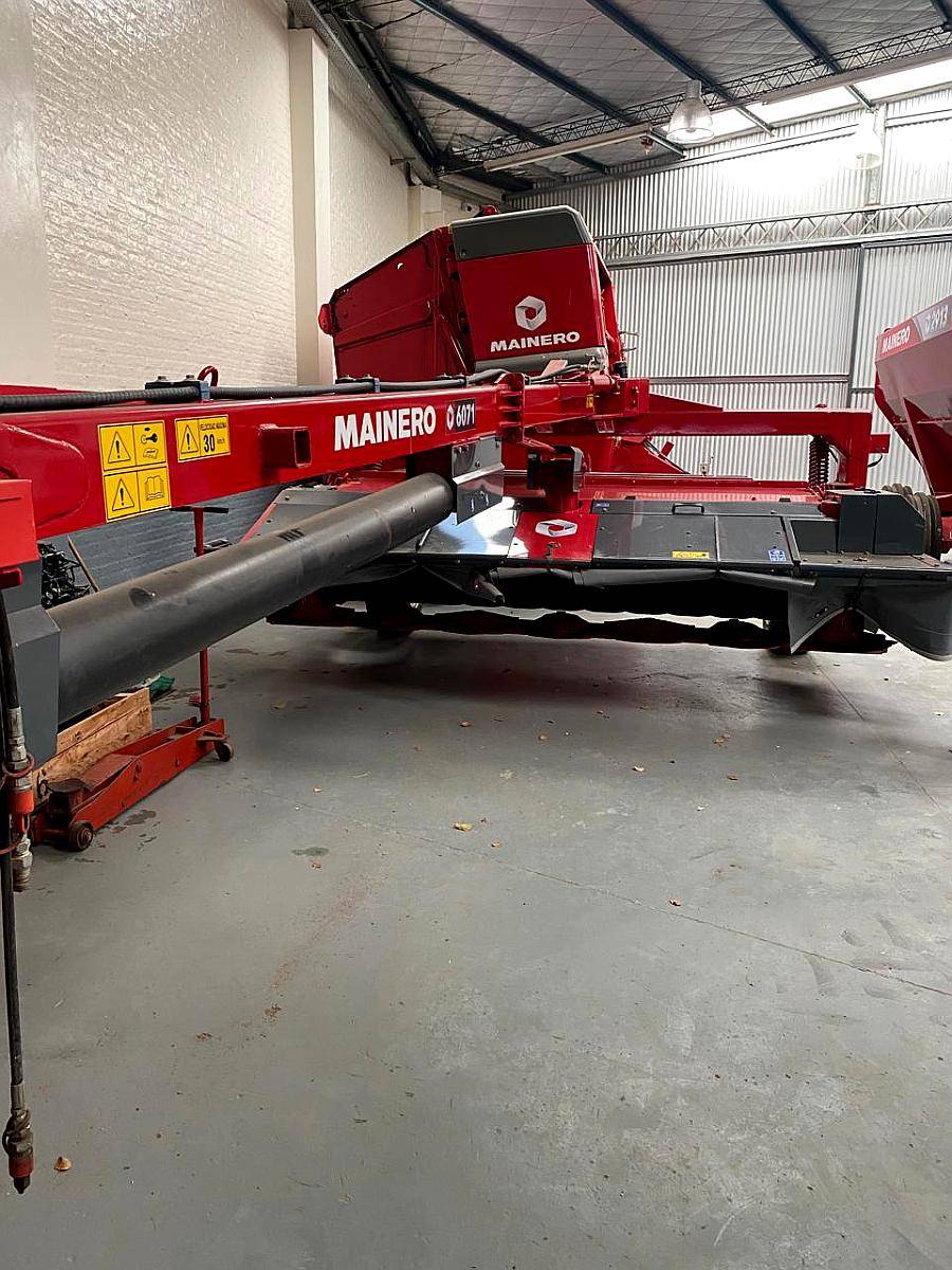 Segadora de Arrastre Mainero 6071
