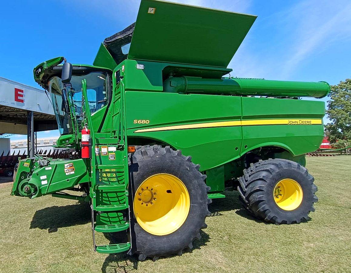 Jhon Deere S680 - 2015 - Draper 45 Pies - Horas Rotor 1800 - Agroads