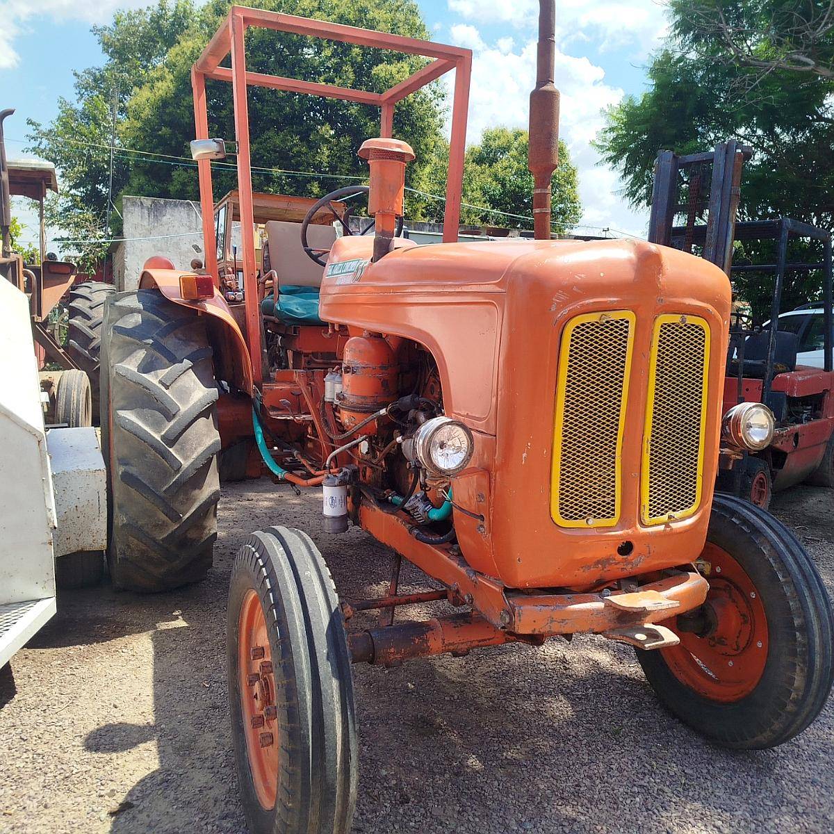 Tractor Fiat Superson 55 - Doble Embrague. Alta y Baja