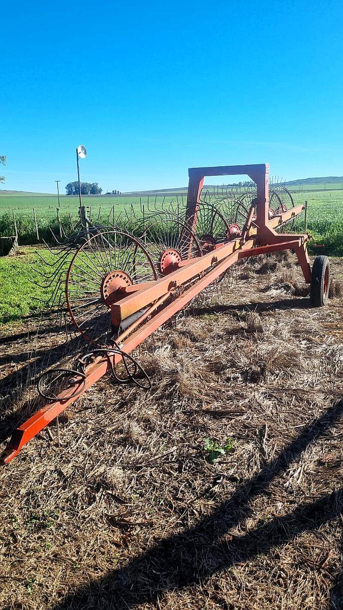 Rastrillo Yomel Lineal de 7 Soles