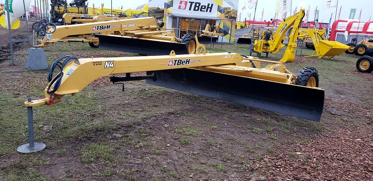 Disponible - Niveladora de Arrastre Tbeh N4 2r