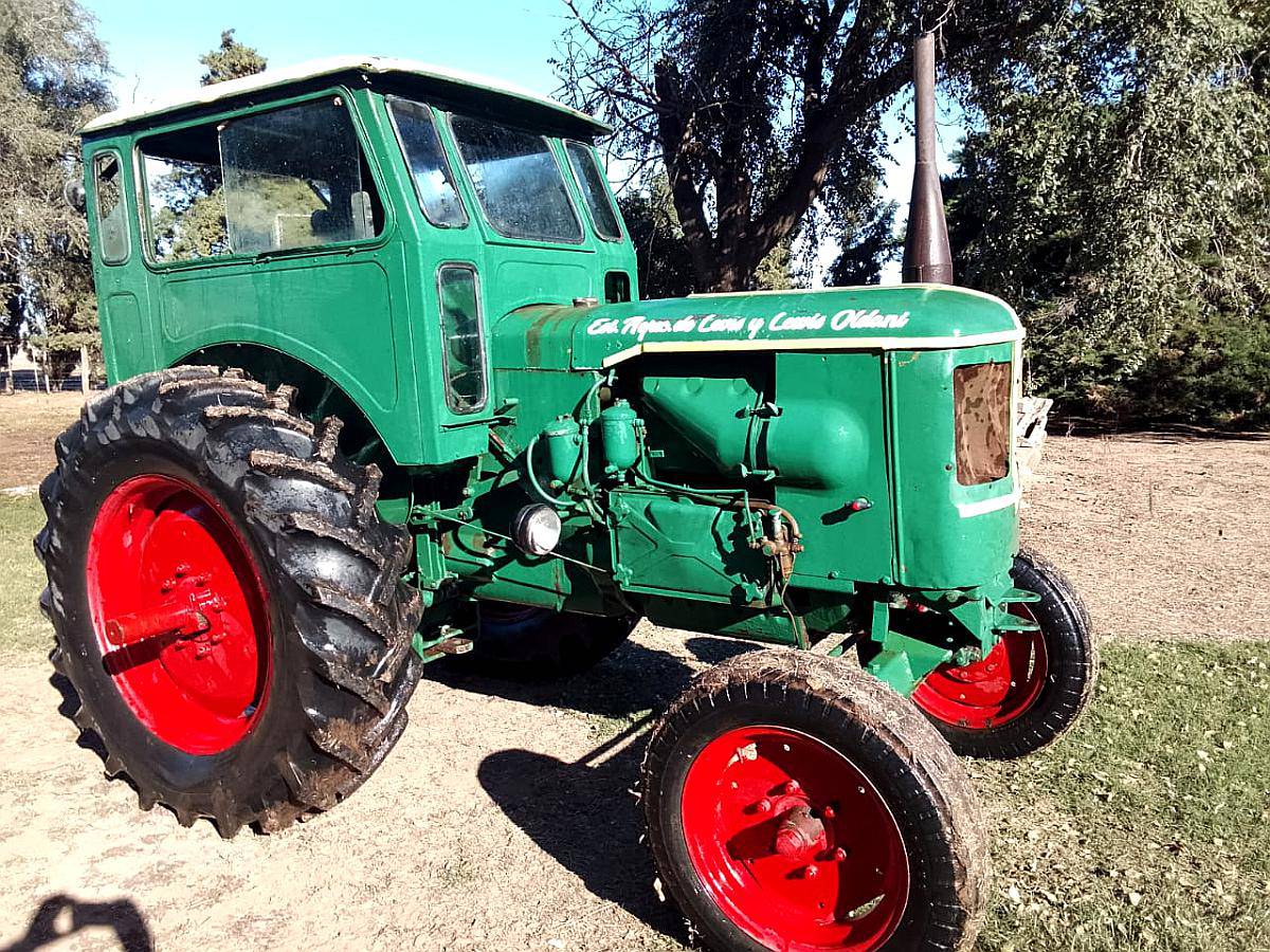 Tractor Deutz 55 con Levante Hidraulico